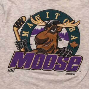 Vintage Manitoba Moose Hockey Tee shirt grey IO675